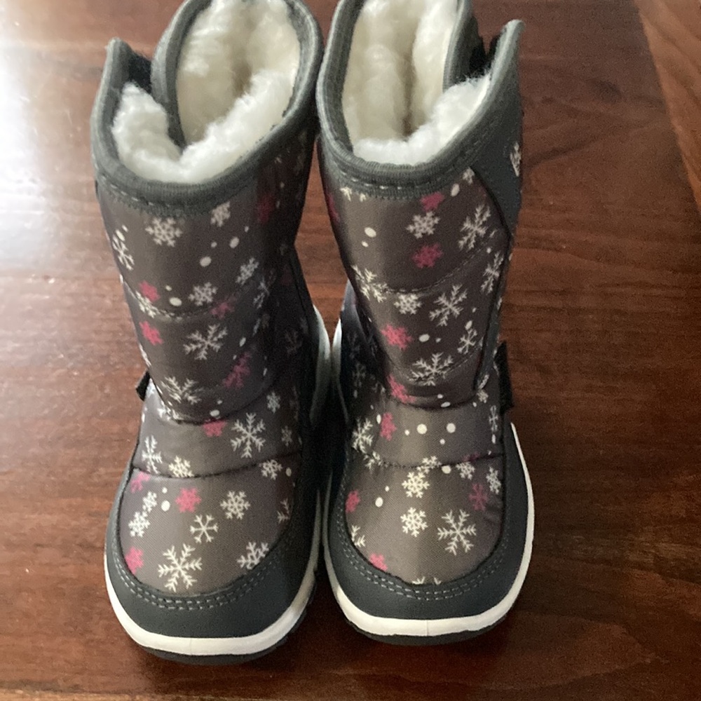 Snow boots - Picture 2 of 5